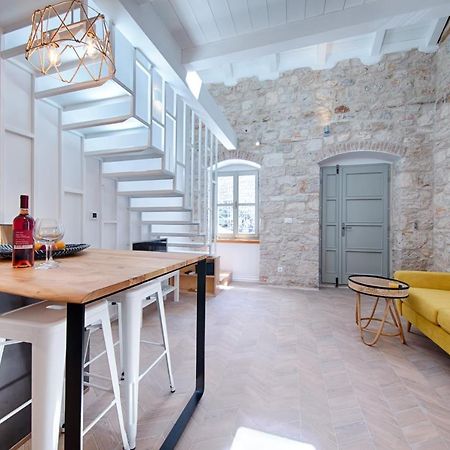 Studio Apartment Vicencina Vis Ngoại thất bức ảnh